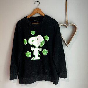 Peanut St. Patrick's Day Womens Plus Size 1X Sweatshirt Black Washed Distressed